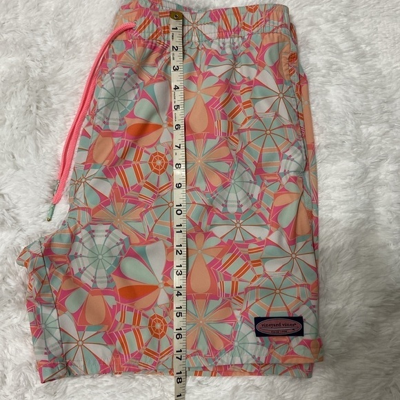 VINEYARD VINES MEN PRINTED BRIEF LINED CHAPPY SWIMMING TRUNK. SIZE-XL. - Picture 6 of 11